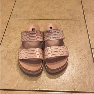 Melissa X Baja East pink slides size 9